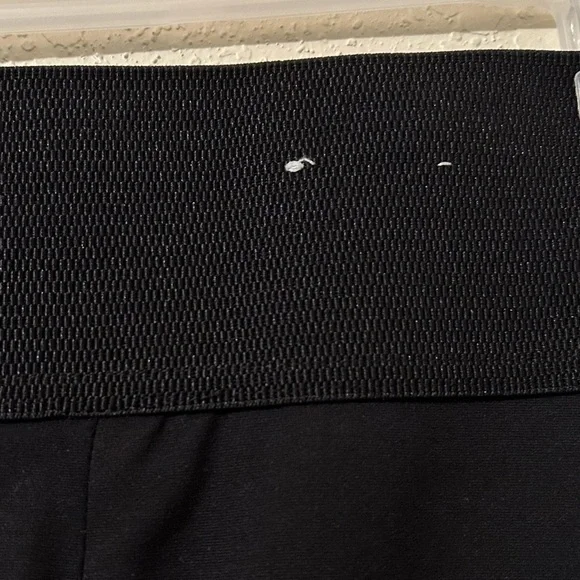 Calvin Klein Pencil Skirt🖤 - Picture 6 of 7